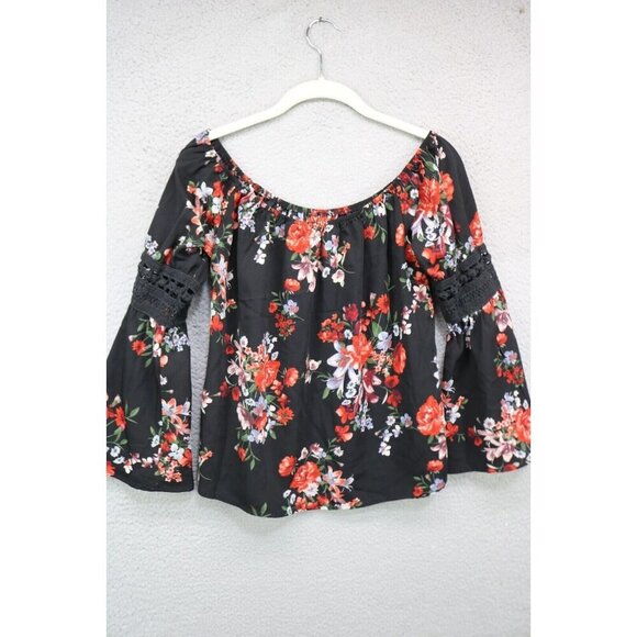 Active USA Long Belled Sleeve Silky Top-Crochet-Size Small-Whimsigoth - Picture 8 of 10